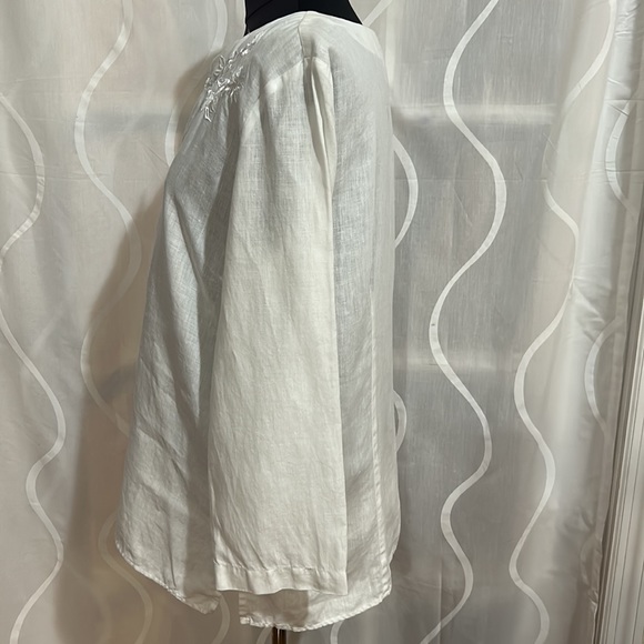 Edward, 100% Irish Linen, White Embroidered & Beaded, V Neck Top, Size XL - Picture 4 of 7